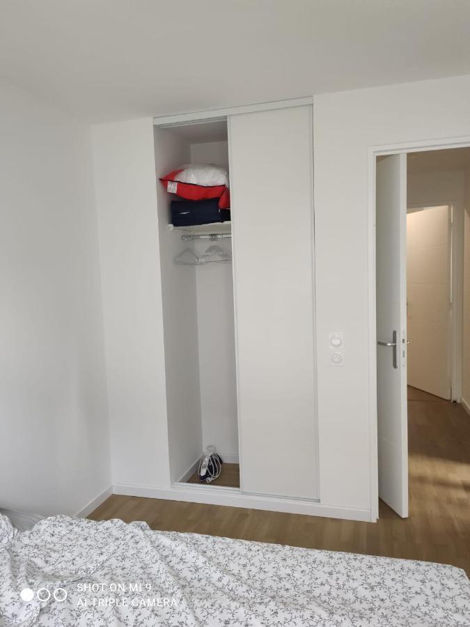 Chambre Privee Dans Un Nouvel Appartement Partage Pres De Paris Avec Parking Gratuit Chevilly-Larue Bagian luar foto