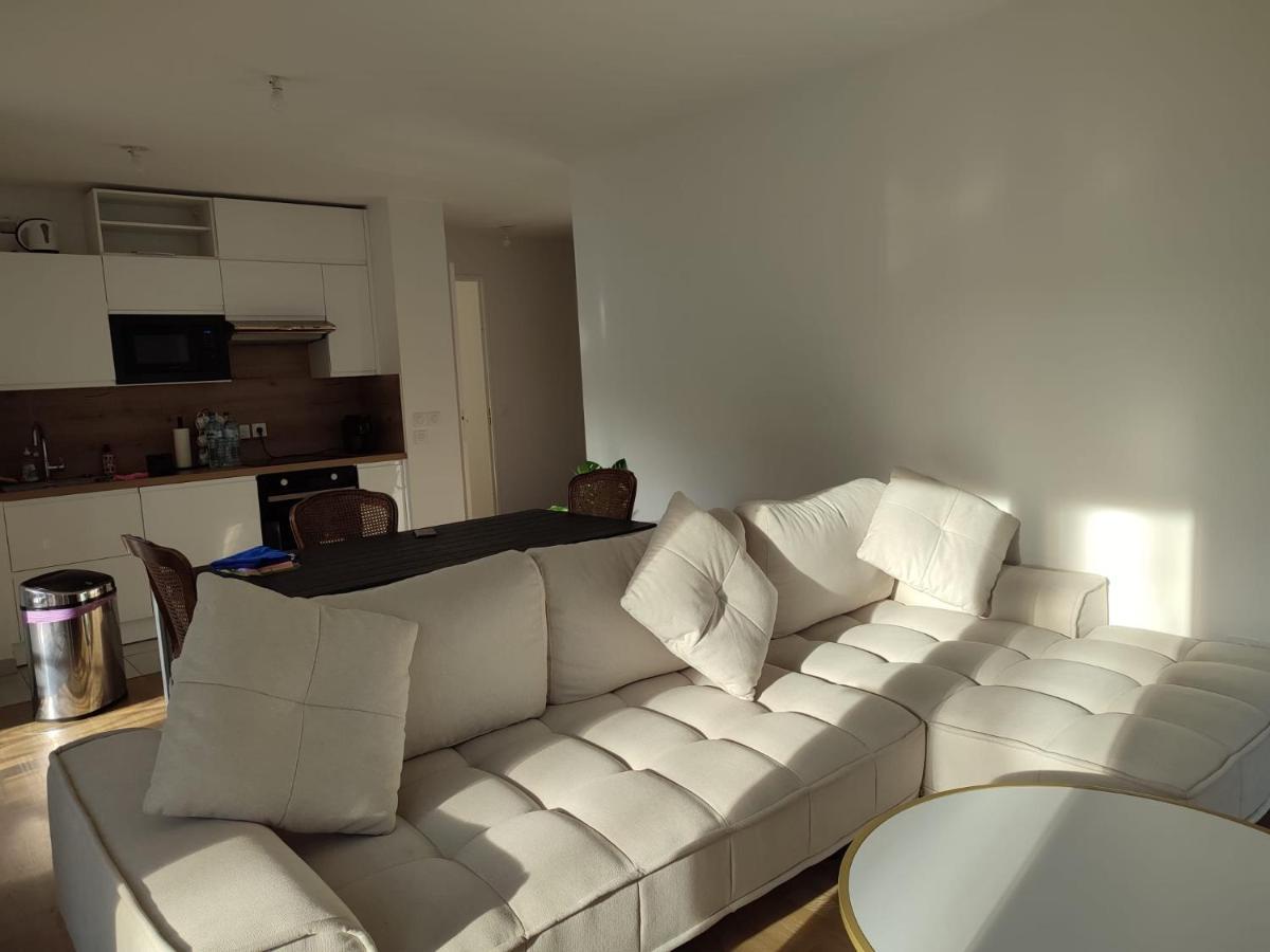 Chambre Privee Dans Un Nouvel Appartement Partage Pres De Paris Avec Parking Gratuit Chevilly-Larue Bagian luar foto