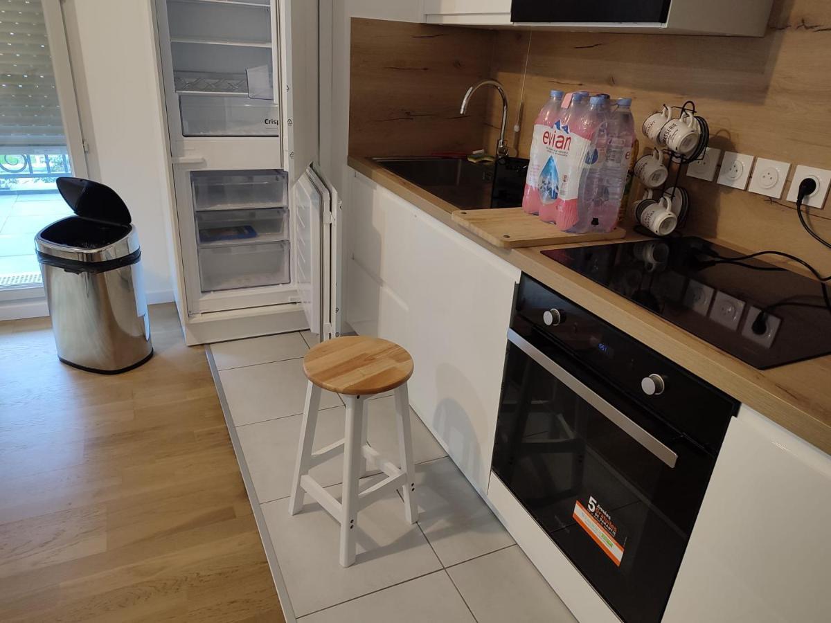 Chambre Privee Dans Un Nouvel Appartement Partage Pres De Paris Avec Parking Gratuit Chevilly-Larue Bagian luar foto